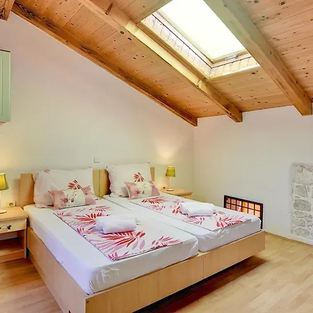 Sherpa Ferienhaus *
